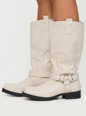 Wrecked Western Boots Cream